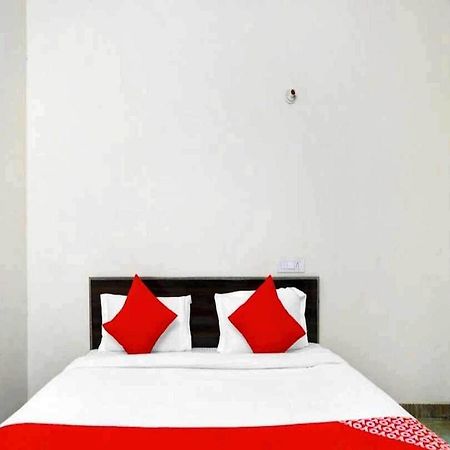 Hotel Sky Bird Bhauli Extérieur photo