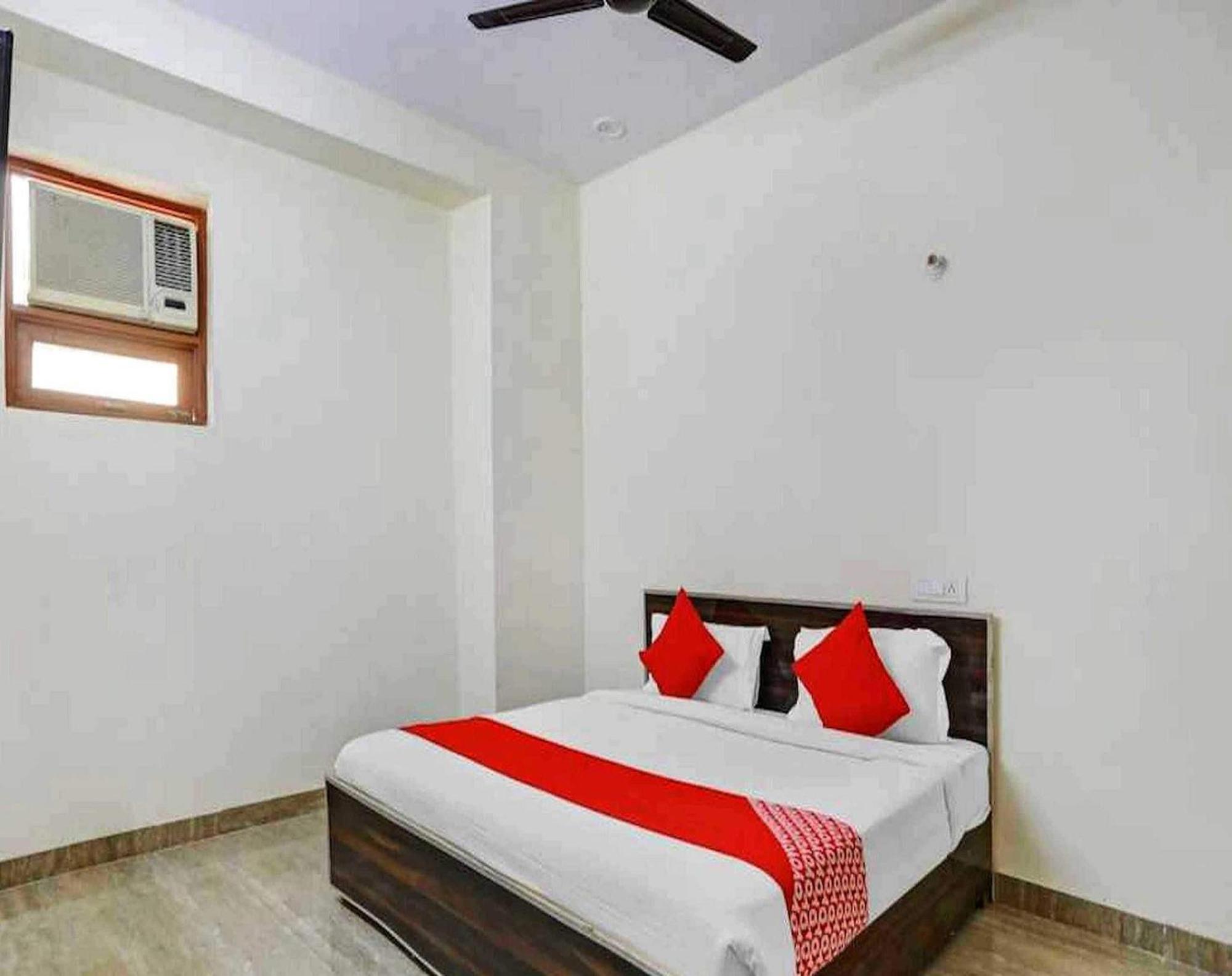 Hotel Sky Bird Bhauli Extérieur photo