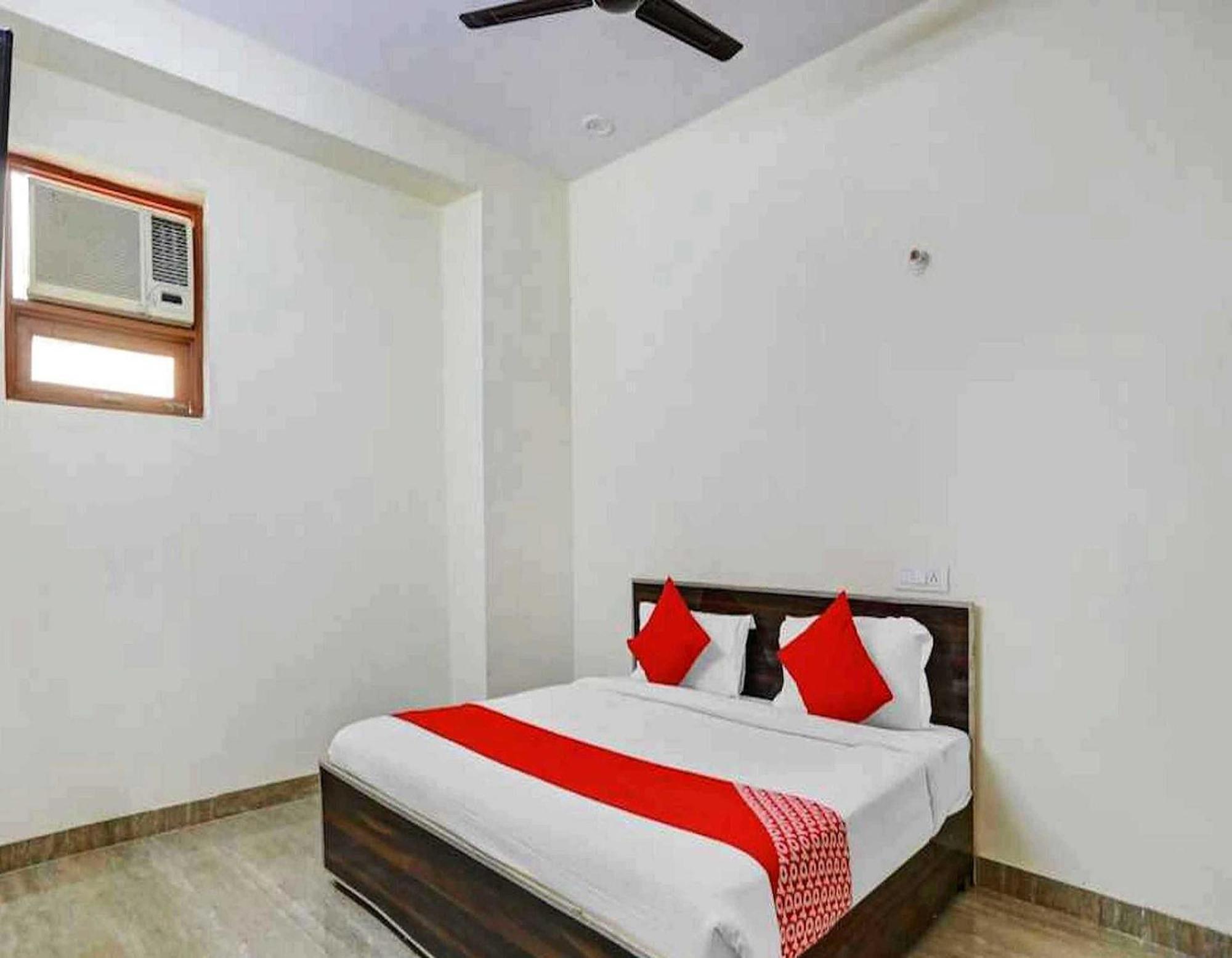 Hotel Sky Bird Bhauli Extérieur photo